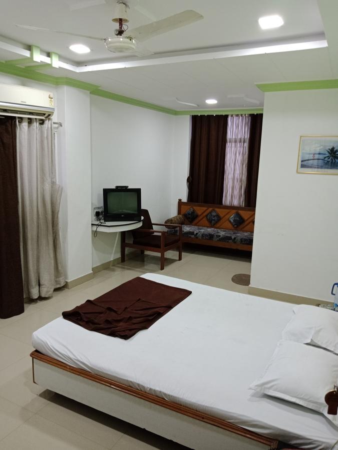 Hotel Sahara Palace Bhuj Εξωτερικό φωτογραφία