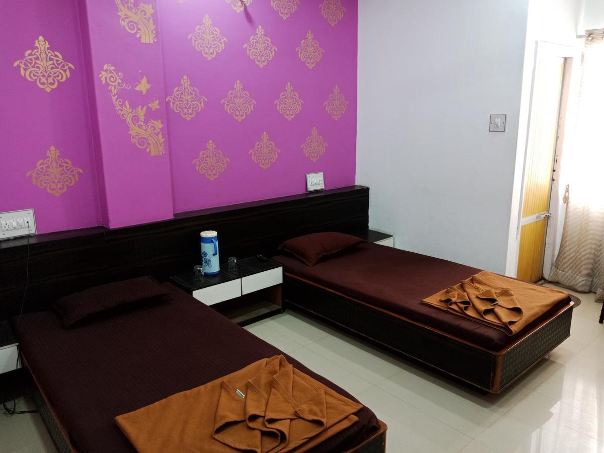 Hotel Sahara Palace Bhuj Εξωτερικό φωτογραφία